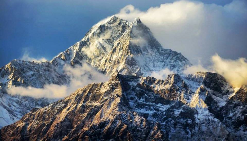 Nilgiri South Peak above Kali Gandaki Valley