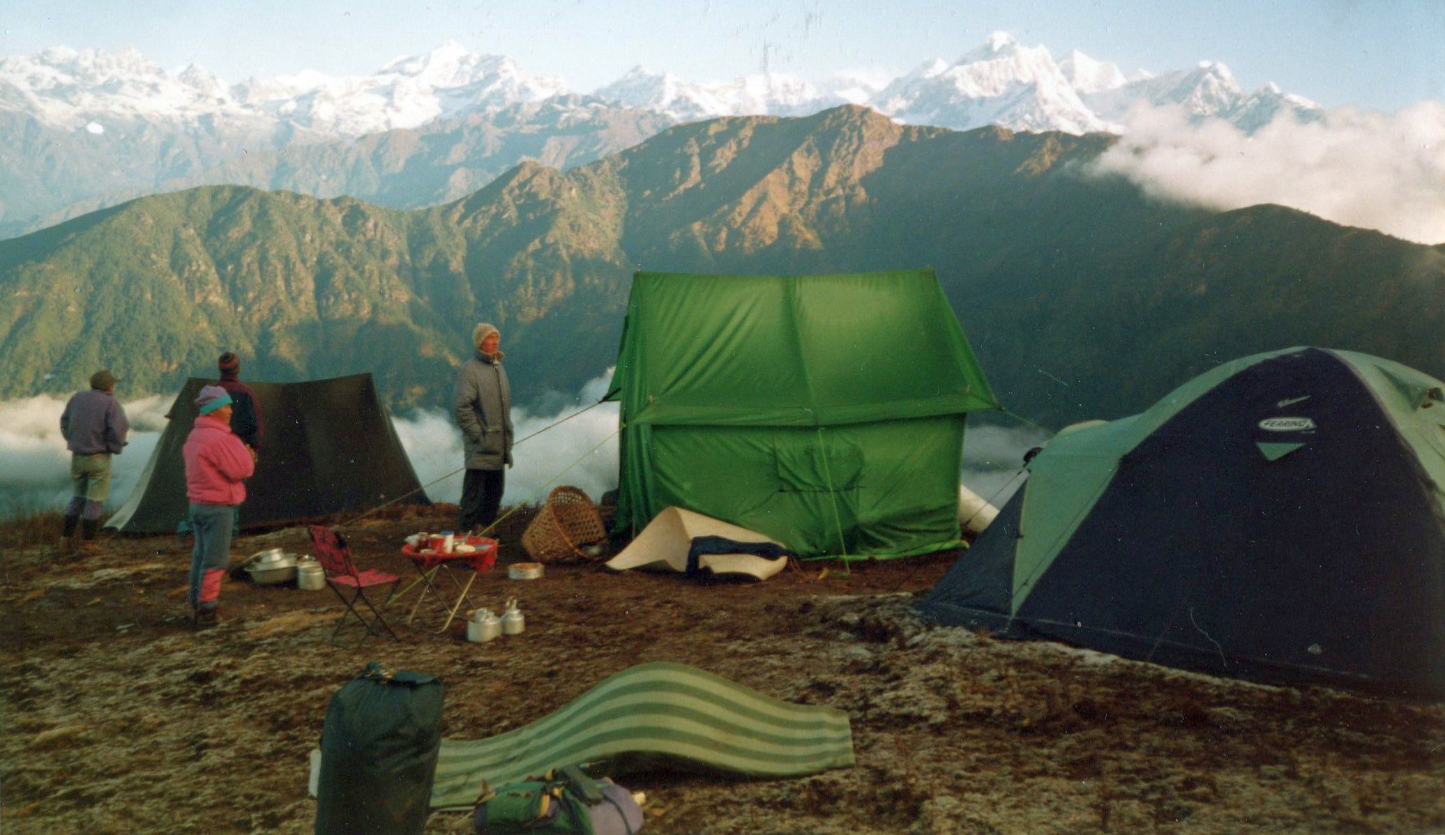 The Langtang Himal from campsite on ridge to Nosempati