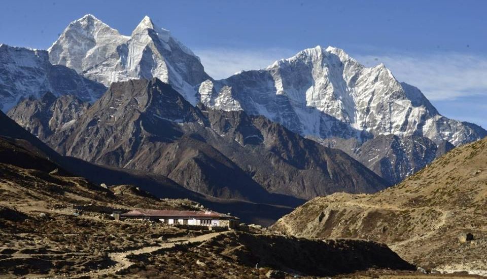 Kusum Kanguru above Dudh Kosi Valley