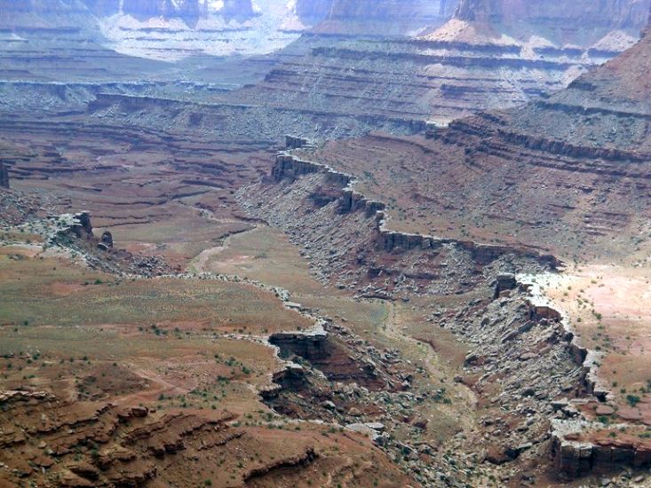 Overlook at Dead Horse Point on " Island in the Sky "