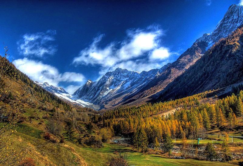 Lotschen Valley