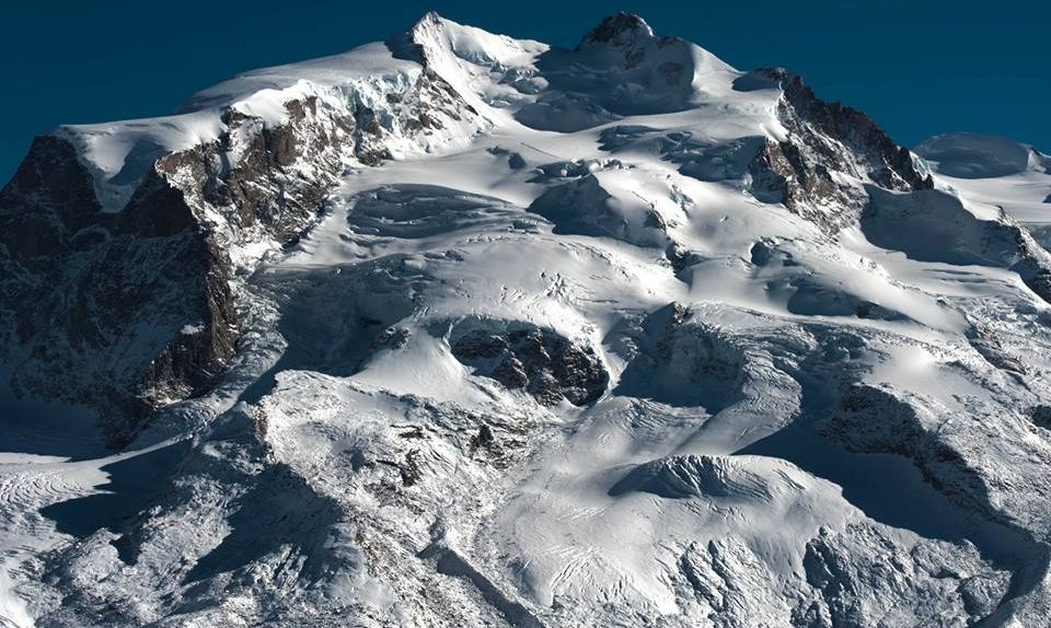 Monte Rosa ( 4633 metres ) above Zermatt