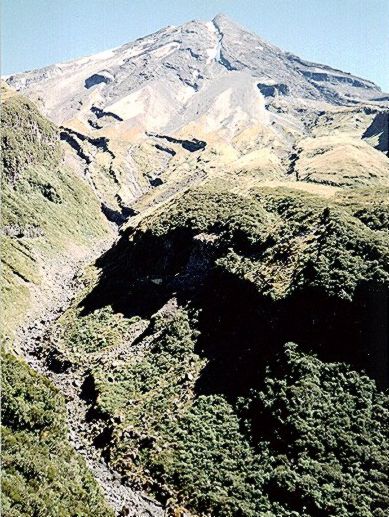 Mt. Egmont ( Taranaki ) in the North Island