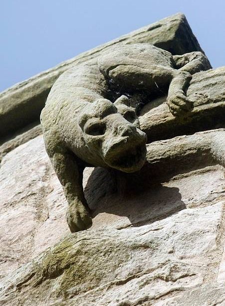 Cat Sculpture on Cats Castle at Cardross