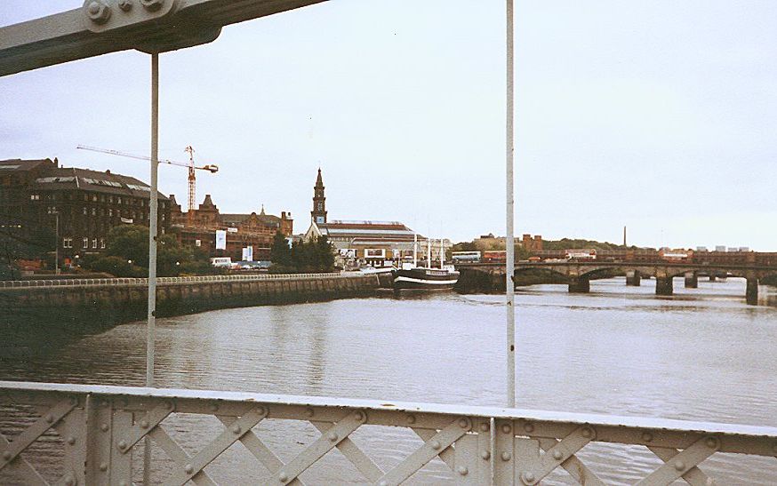 Broomielaw on River Clyde in Glasgow city centre