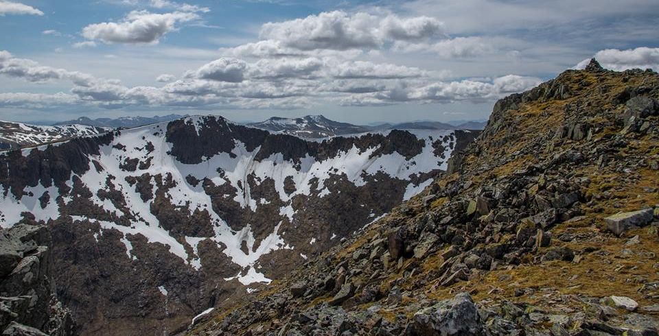 Clach Leathad and Meall a Bhuiridh summit