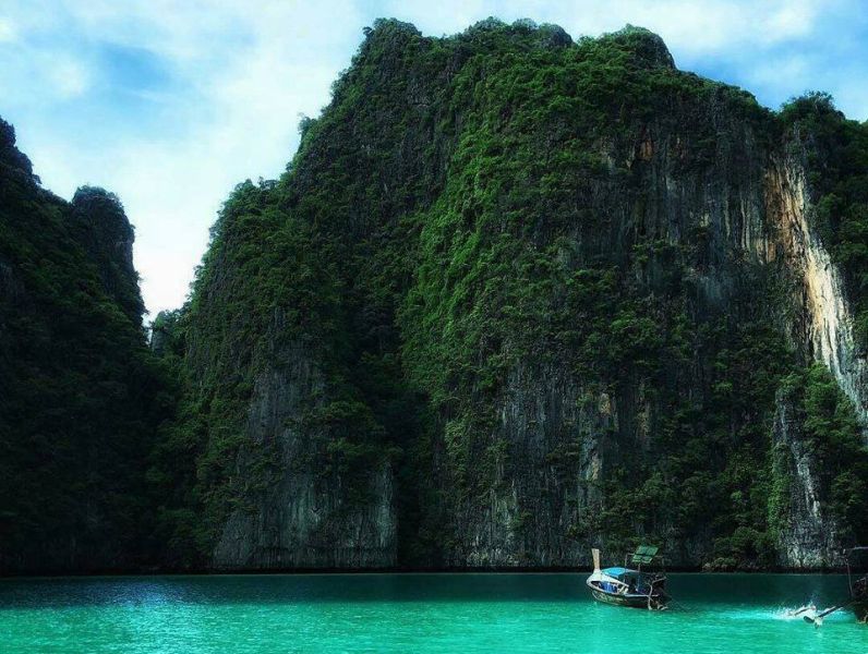 Ko Phi Phi in Phang Nga Bay in Southern Thailand