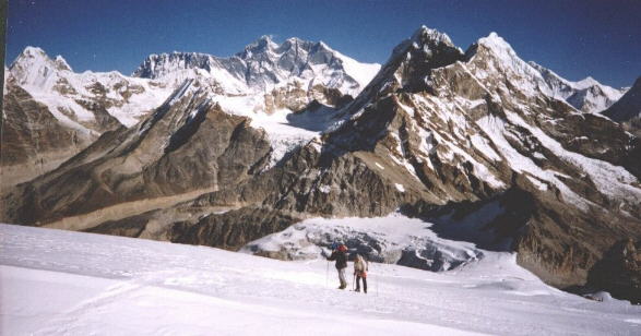 Everest on ascent of Mera Peak